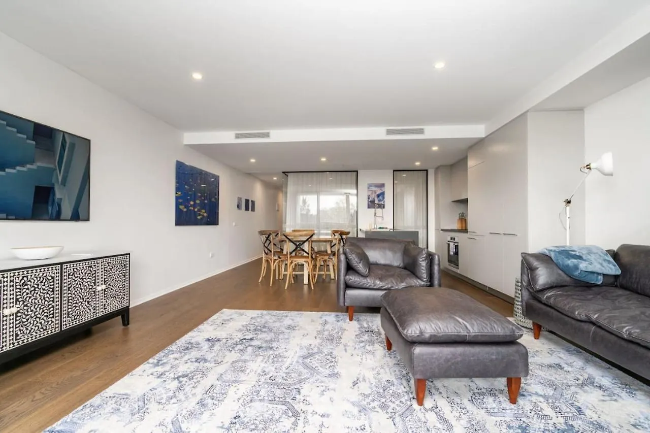 Kingston Foreshore Apt Australia